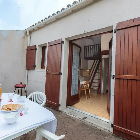 بيت للعطل Les Charmilles-10 By Interhome