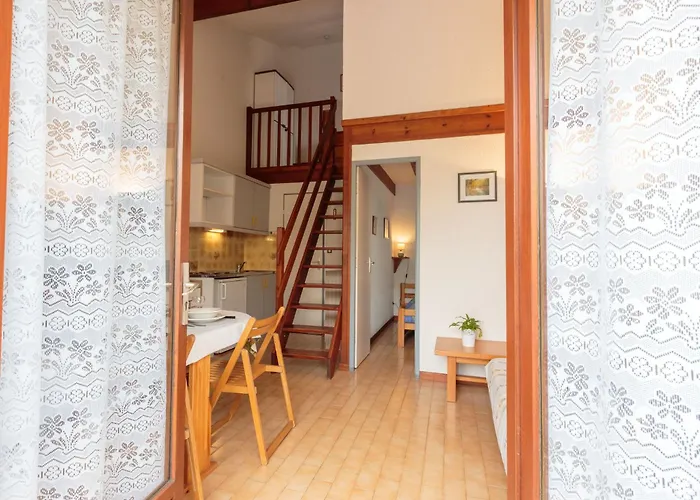 Сasa de vacaciones Les Charmilles-10 By Interhome Les Mathes