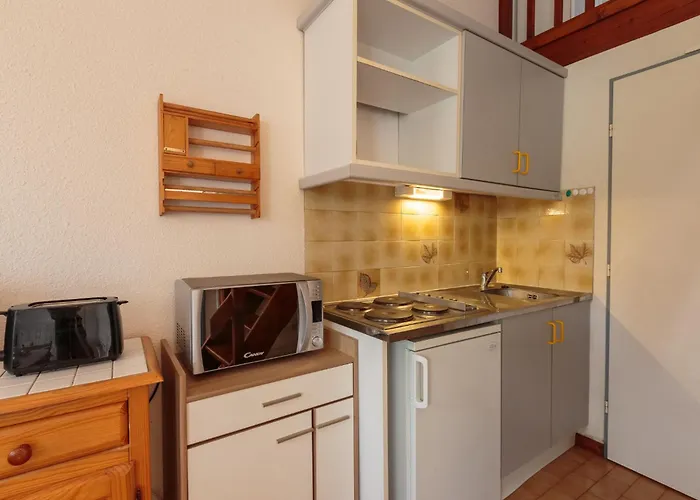 Сasa de vacaciones Les Charmilles-10 By Interhome *