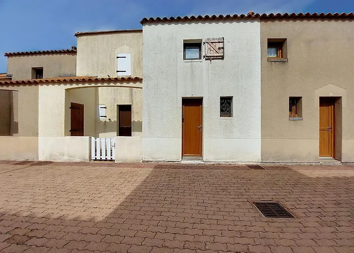 Les Charmilles-10 By Interhome Сasa de vacaciones Les Mathes